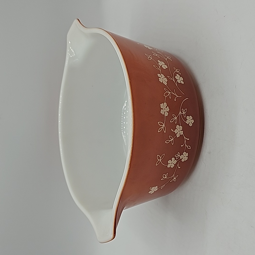 Pyrex Rust Red Trailing Flowers 474-B Casserole Cinderella Server Dish Bowl 1.5L